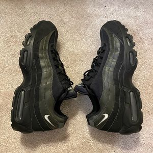 Nike Air Max 95 Sneakers